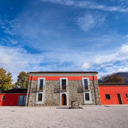 Agriturismo Dipinto Dal Sole Падула Экстерьер фото