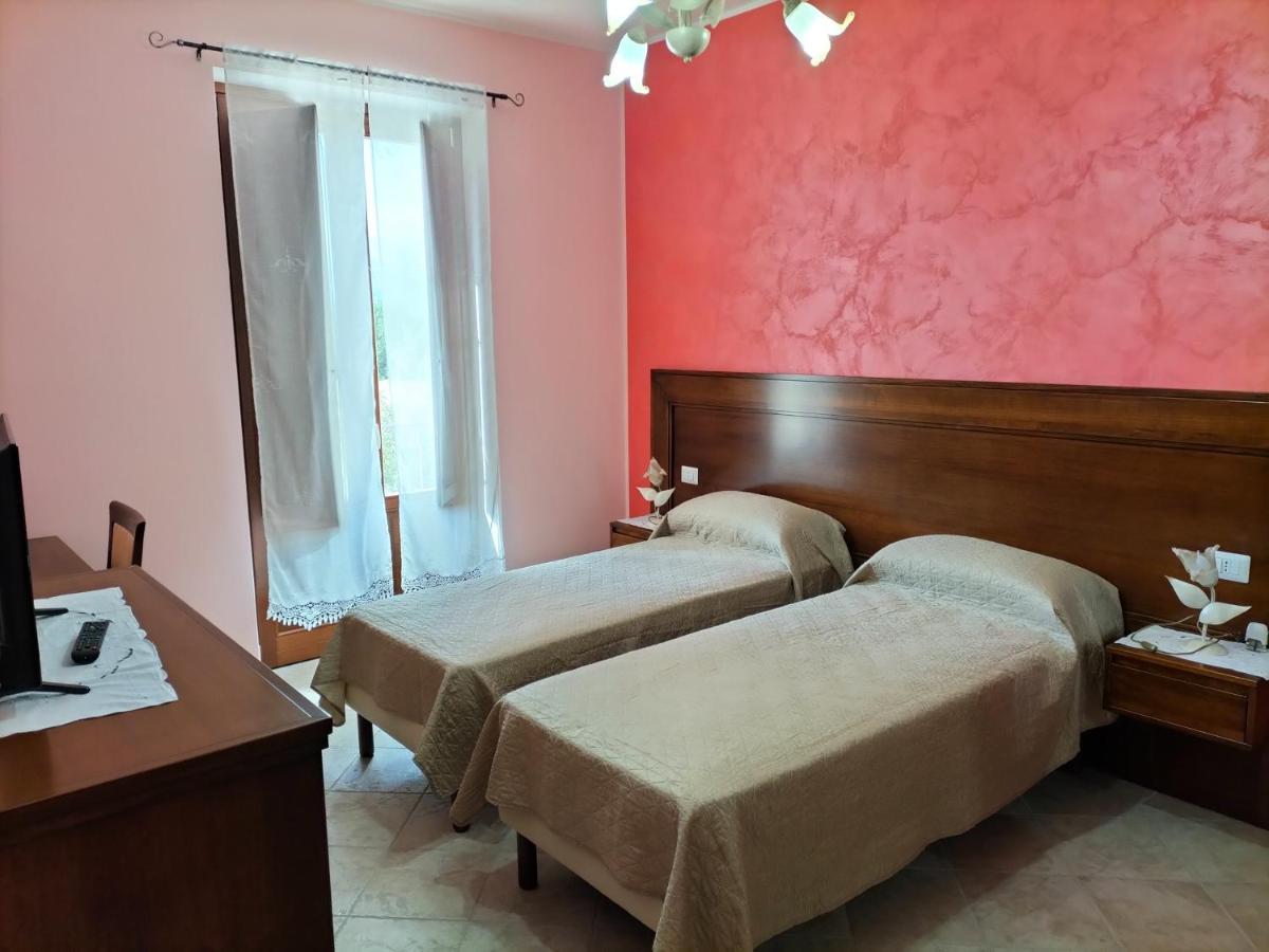 Agriturismo Dipinto Dal Sole Падула Экстерьер фото
