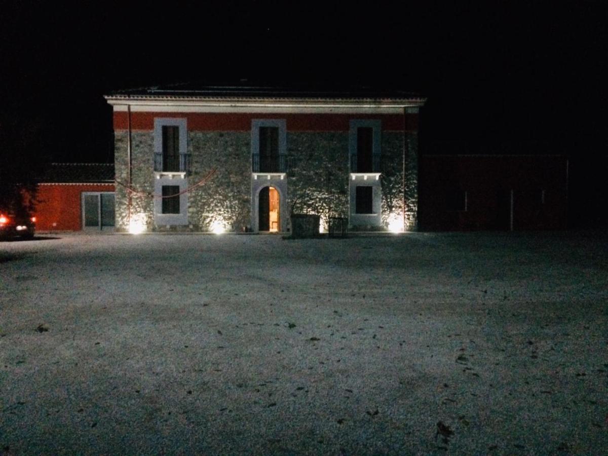 Agriturismo Dipinto Dal Sole Падула Экстерьер фото