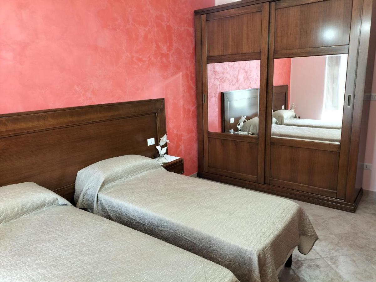Agriturismo Dipinto Dal Sole Падула Экстерьер фото