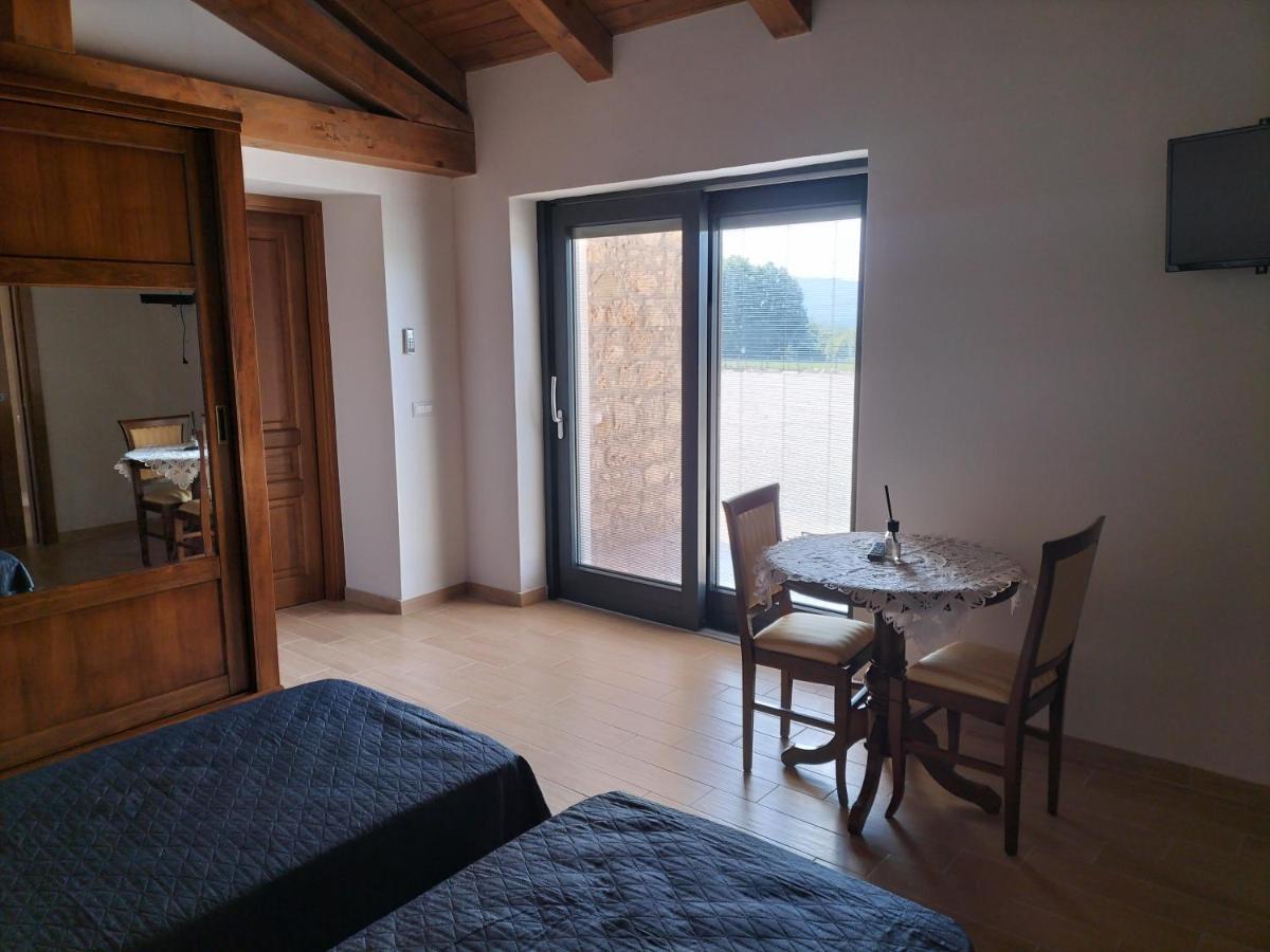 Agriturismo Dipinto Dal Sole Падула Экстерьер фото